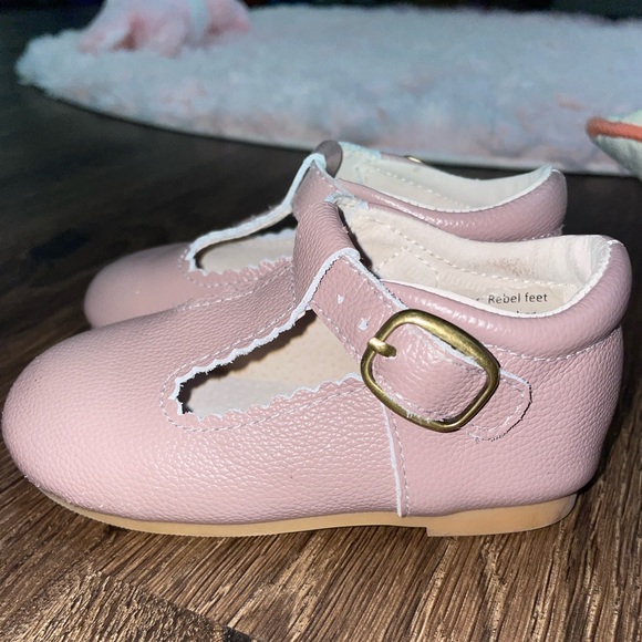 Rebel Feet Mauve T-bars size 7 - Picture 3 of 4